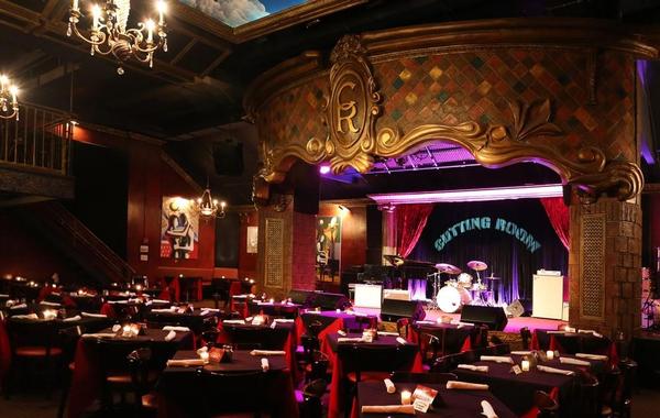 Monday Night Magic ~ The Holiday Series!