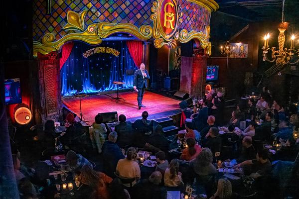 Get Tickets For Monday Night Magic ~ The Holiday Series