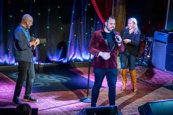 Get Tickets For Monday Night Magic ~ The Holiday Series