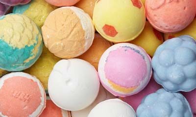 Free Lush Bath Bomb - 100,000 Available