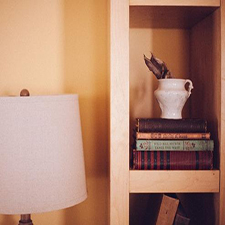 Decluttering to sell your home