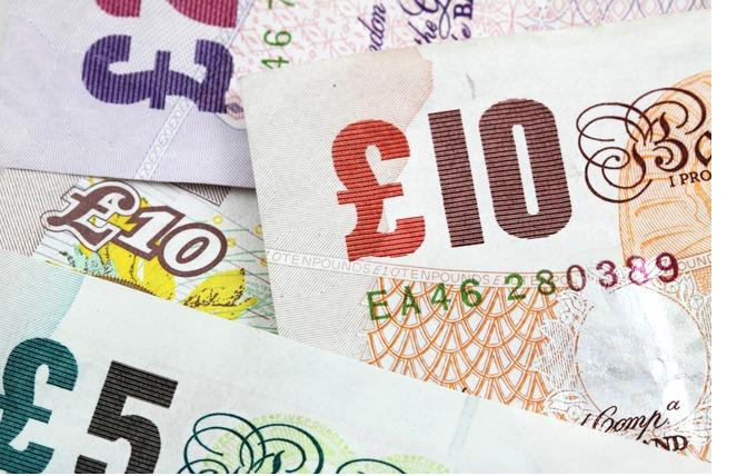 £10