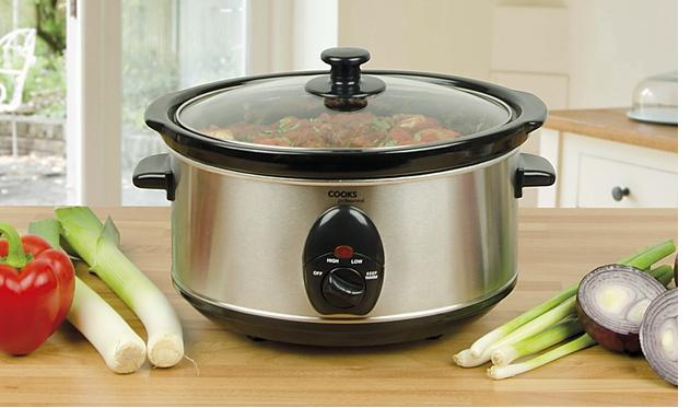 Slow cooker