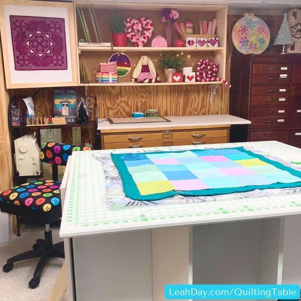 Dingo Fabric Cutting Table