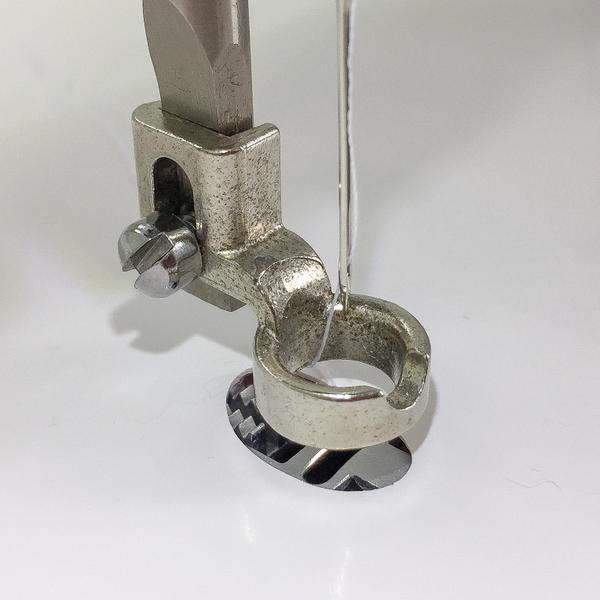 Ruler foot quilting with Leah Day