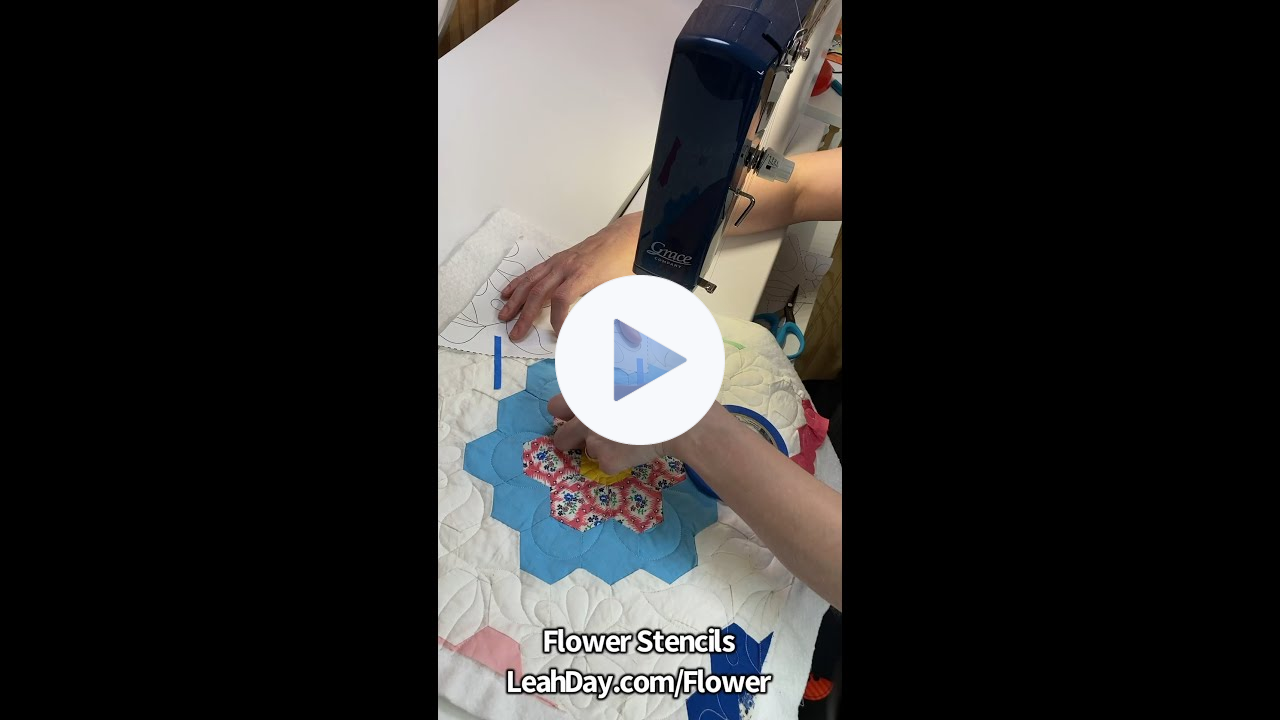 Grandmother's Flower Garden Quilt Placemat - Quilting with Stencils