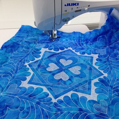 heart and feather wholecloth | how to make a wholecloth quilt