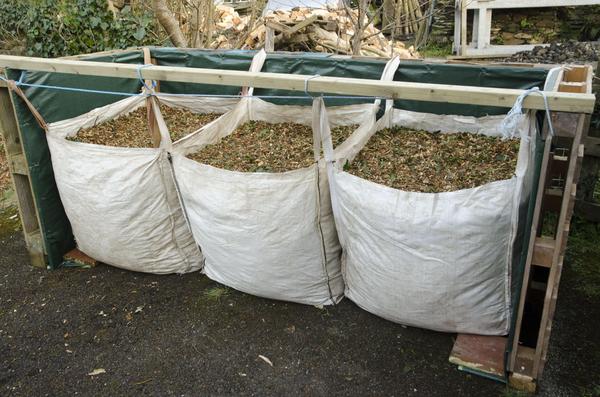 Wood chip hot bed