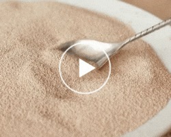 A close-up of a necklace
                                    
                                    Description automatically generated with medium confidence