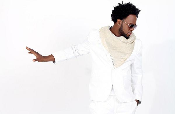 Dwele