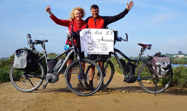E-Bike Cycle Tourists world record