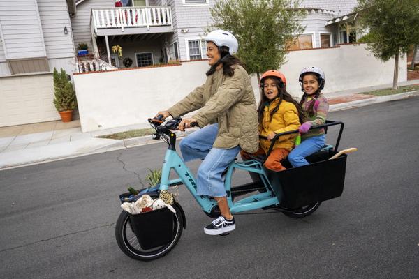 E-bike News: Trek and Lectric Go E-cargo, Ride1UPs New Model and Much More!