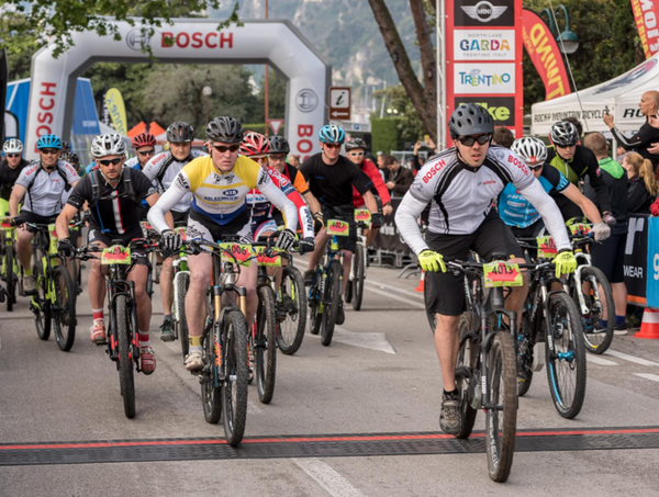Electric mountain bike racing