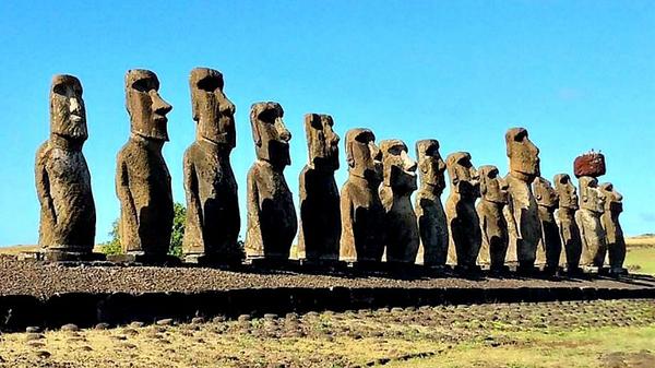 Pic of the Week: Moai on Rapa Nui, Chile