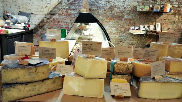 Culinary Travel: Top Tips for Food and Wine Travel Planning