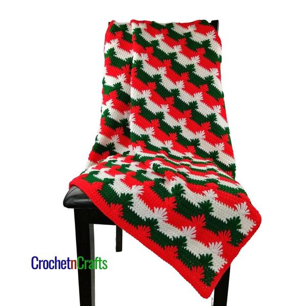 Puffy Spike Stitch Christmas Crochet Blanket for Toddlers