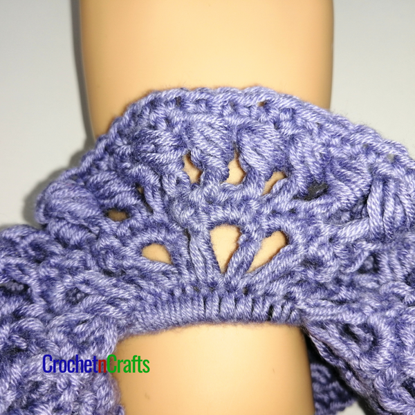 Slanted Cluster Crochet Hair Scrunchie