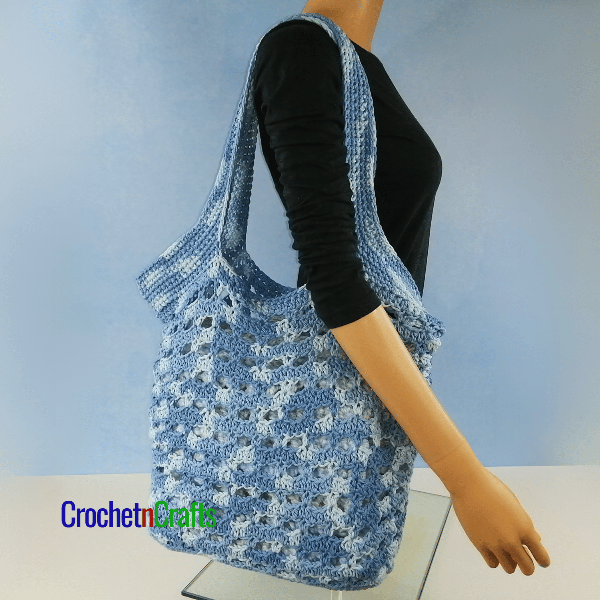 Half Double and V-Stitch Crochet Bag Pattern