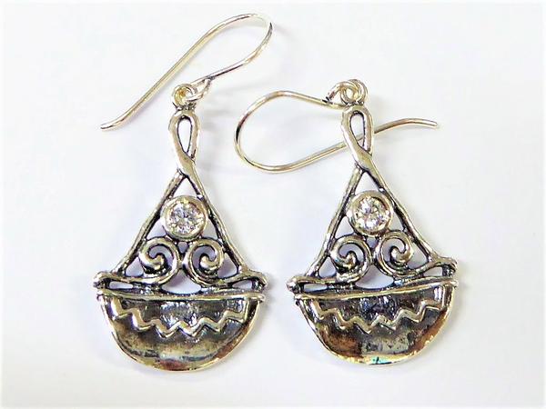 Artistic silver earrings