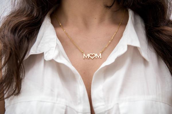 Name necklace Mom