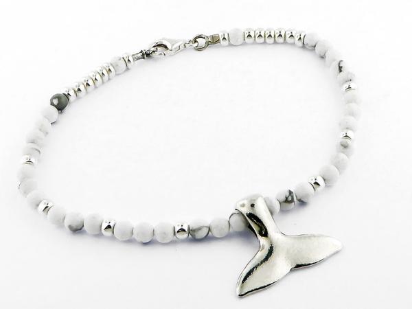 Whale's tail anklet