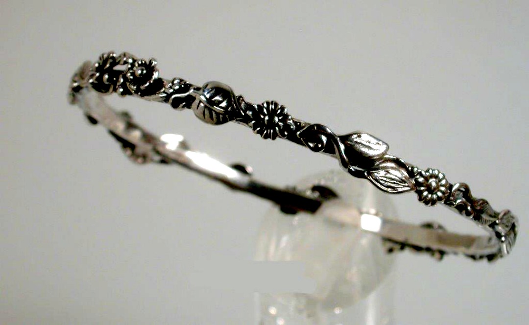 Sterling Silver Romantic Floral Bracelet