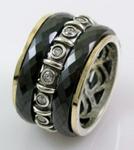 Ceramic spinner rings