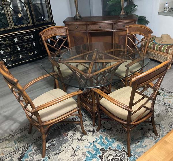 Chippendale 9 Pc Dining Set and Buffet