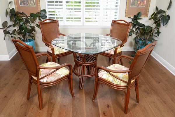 Serengeti Dining Set