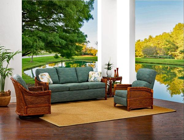SOUTH SHORE LIVING ROOM