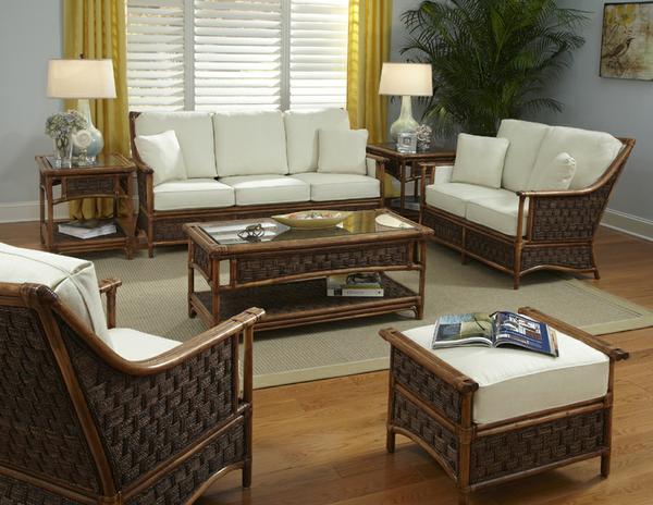 Raffles Furniture by Classic Rattan
