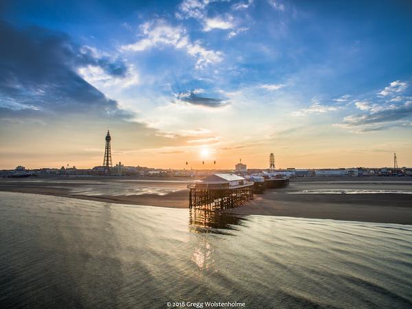 Blackpool pier swim image