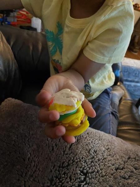 Playdoh burger