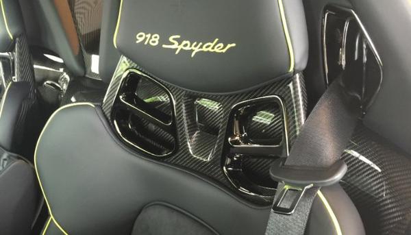 Porsche 918 Spyder recall