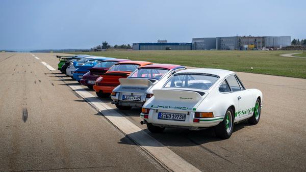 PORSCHE