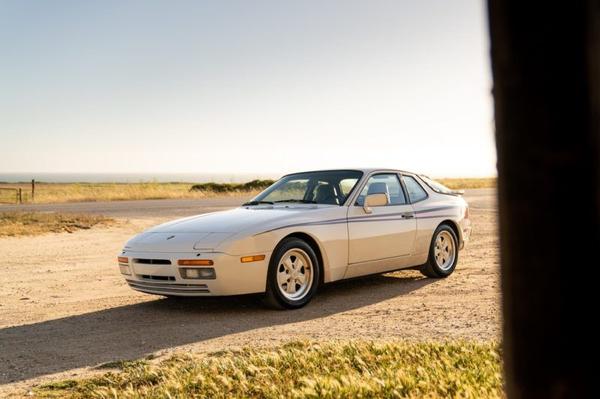 Porsche 944 on RadForSale