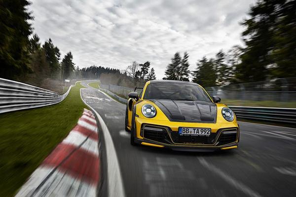 Techart GTStreet R