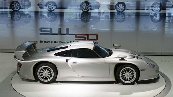 1997 Porsche 911 GT1