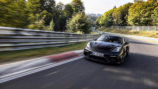 2022 PORSCHE 718 CAYMAN GT4 RS