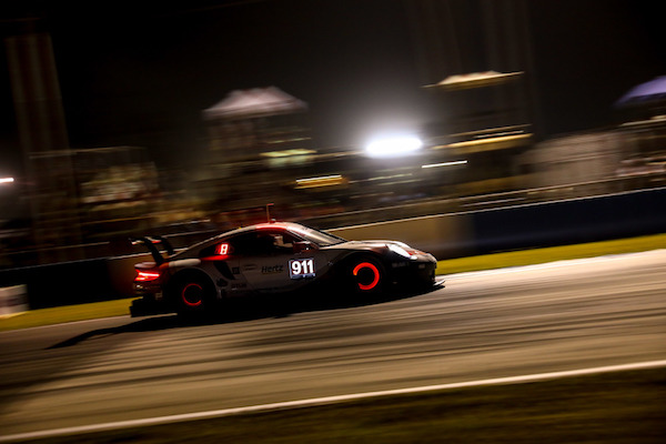 PORSCHE'S PICTURES & RESULTS FROM SEBRING