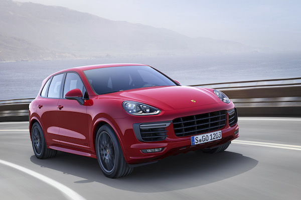 2015 Porsche Cayenne GTS