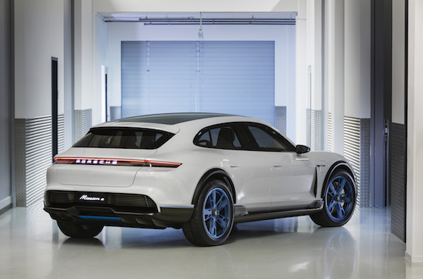 porsche vs alfa romeo