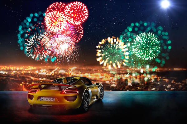 Porsche 918 with fireworks