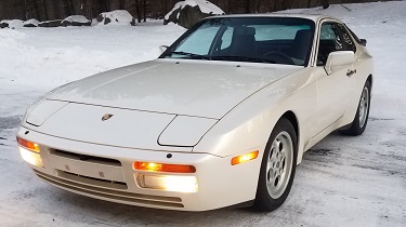 Porsche 944