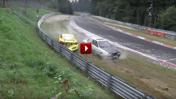 Cayman GT4 Crash