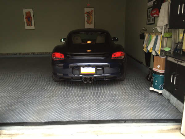 perfect Porsche garage
