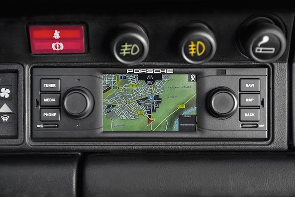 Porsche classic navigation