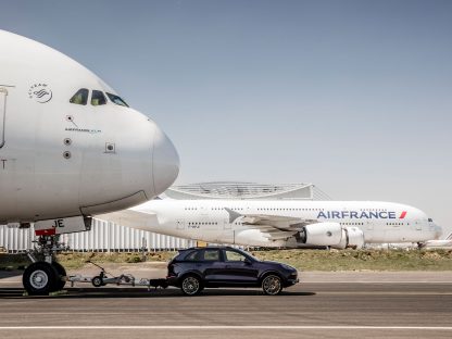 Cayenne towing airplane