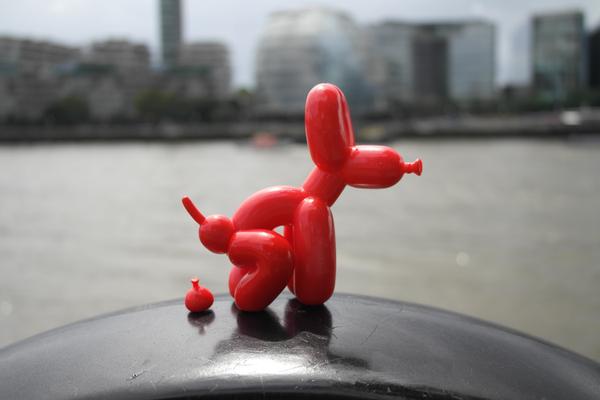 Pooping Dog Balloon Art