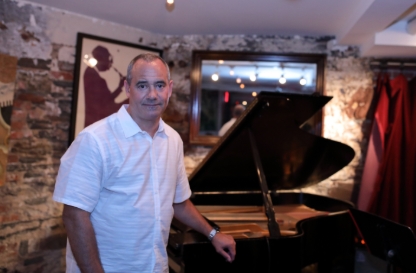 Greg Murphy Artist Spotlight